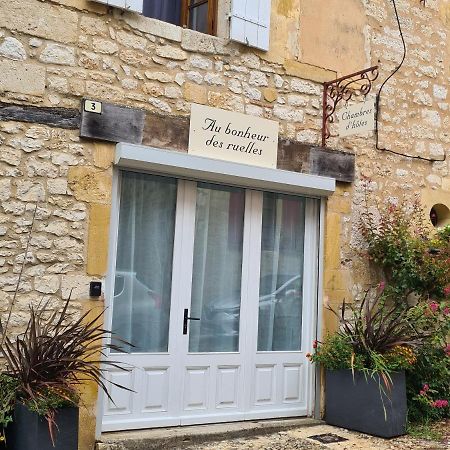 Au Bonheur Des Ruelles Bed & Breakfast Монпазие Екстериор снимка